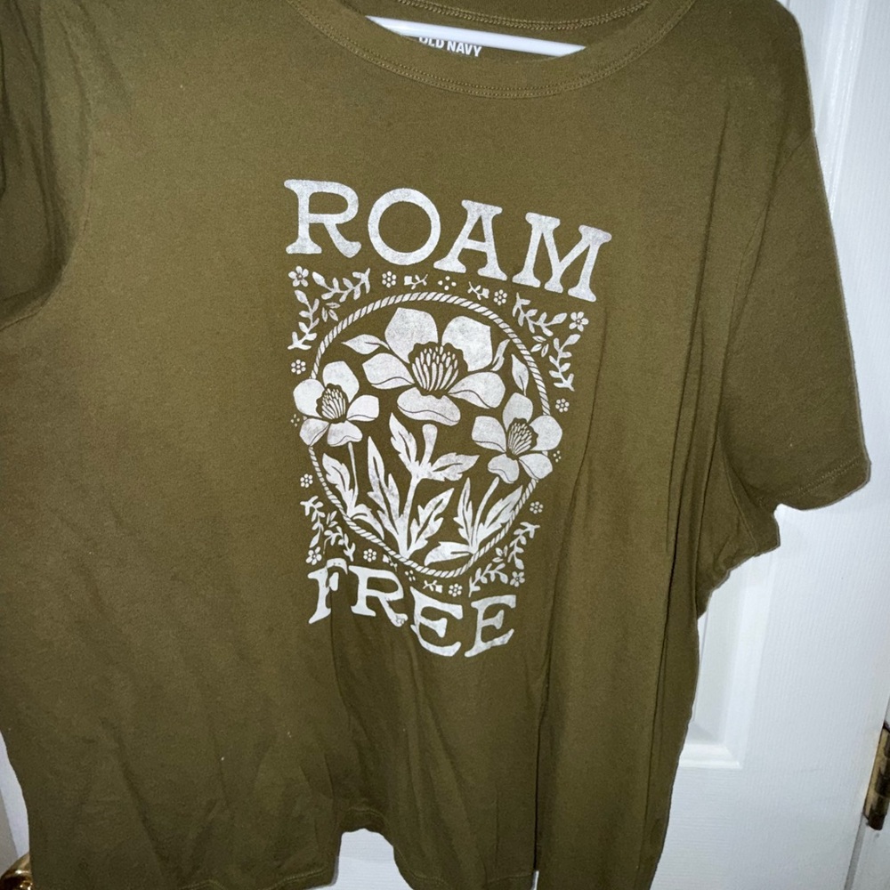 Old Navy Olive Green 'Roam Free' Floral Graphic Tee